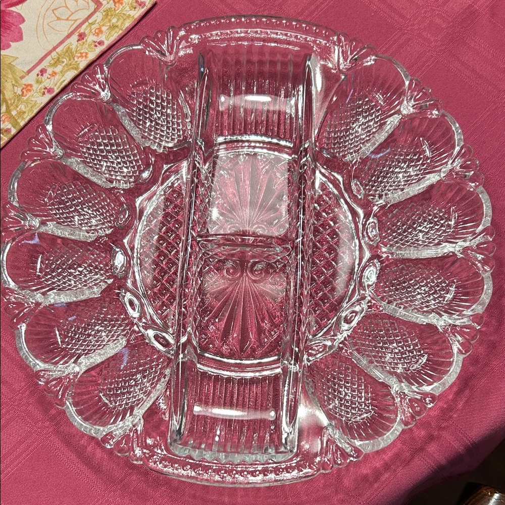 L. E. Smith Crystal Clear Glass Divided Serving Tray
